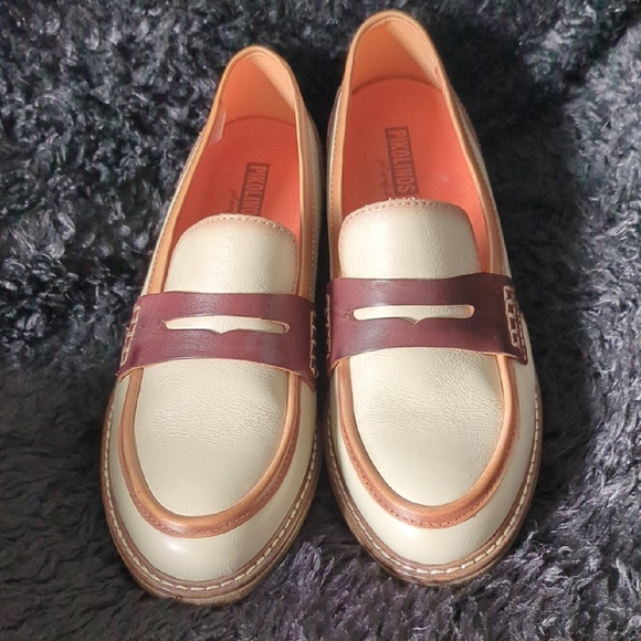 PIKOLINOS Cream and Brown Loafers - Picture 3 of 7